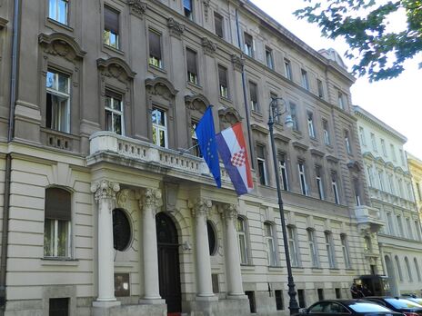 Хорватия объявила персонами нон грата 24 россиян из посольства в Загребе