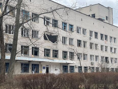 Російські окупанти знищили в Україні приблизно 300 лікарень