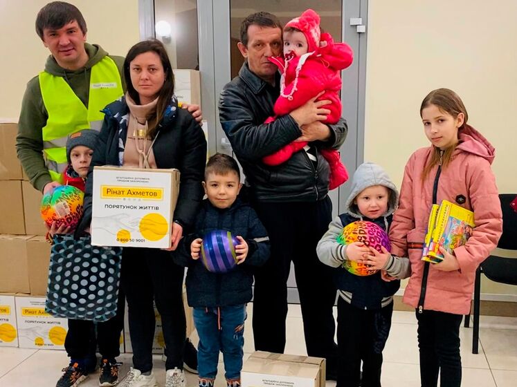Очередную партию продуктов для переселенцев отправили в Запорожье – Фонд Рината Ахметова