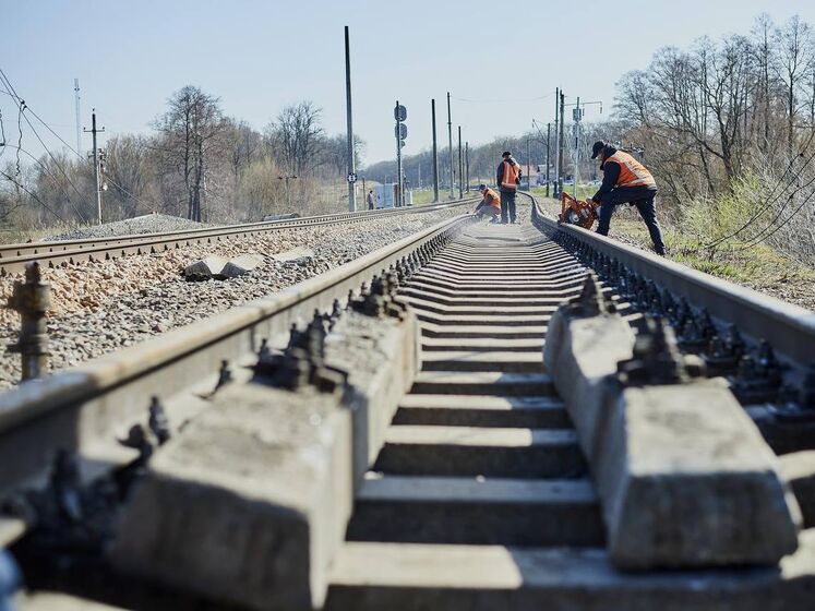 "Укрзалізниця" з 16 квітня відновлює сполучення із Черніговом