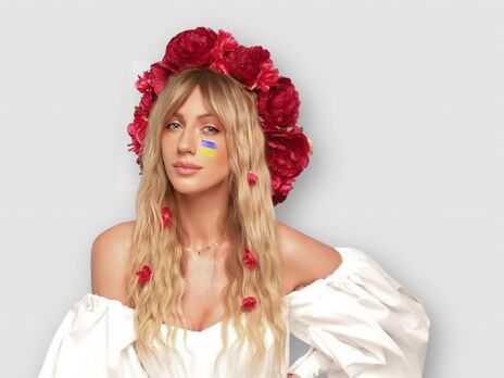 Нікітюк: Ведучою та блогеркою я була до війни. Зараз я ріелторка, завскладу, водійка. Я одну професію замінила на нових 16