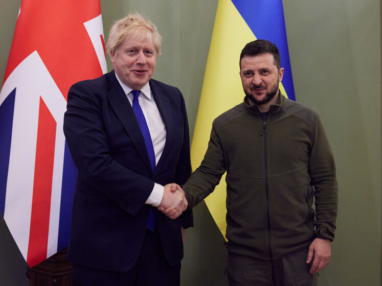 Джонсон: Великобританія не зупиниться ні перед чим, щоб забезпечити українців ресурсами для оборони від РФ