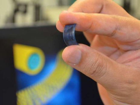 Ученые придумали способ заряжать смартфон за несколько секунд