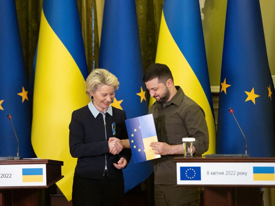 Украина заполнила опросник о вступлении в Евросоюз – Офис президента