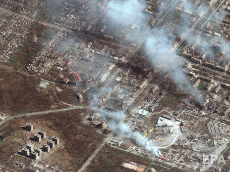 В Мариуполе оккупанты объявили коридор для сдачи в плен, но украинские защитники продолжают оборону города – советник мэра