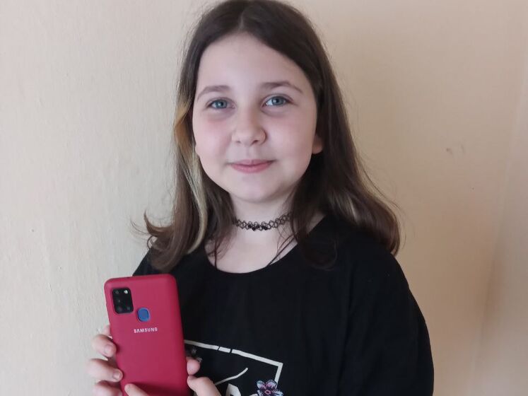 Украинские военные вернули десятилетней девочке телефон, который у нее отнял оккупант