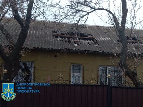 Окупанти обстріляли село у Дніпропетровській області системою залпового вогню 