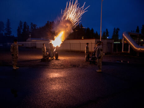 США навчать приблизно 50 інструкторів з України використовувати американські гаубиці