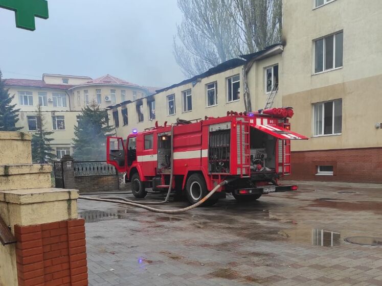 Російські окупанти з "Ураганів" обстріляли травматологічну лікарню в Донецькій області