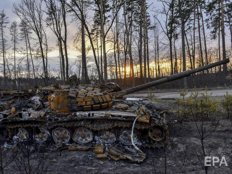 Окупанти у війні проти України втратили понад 800 танків