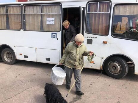 Із кожним днем все менше людей, які бажають евакуюватися з Луганської області – Гайдай