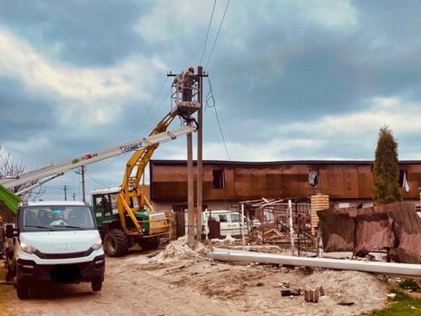 Протягом тижня енергетики повернули світло для 125 тис. сімей Київської та Донецької областей – ДТЕК