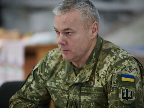 Зеленский присвоил командующему Объединенными силами Наеву звание Героя Украины