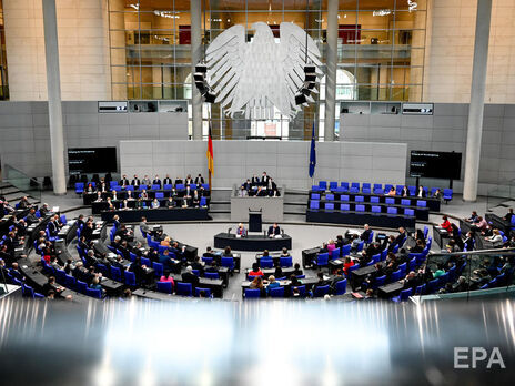 Подоляк про рішення Бундестагу постачати Україні важке озброєння: Останній цвях у труну путінського лобізму в Європі