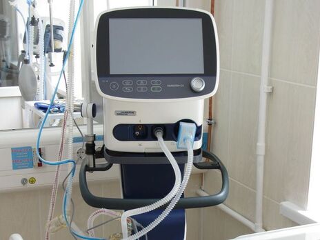 У лікарнях Маріуполя було 60 апаратів ШВЛ, пише мерія