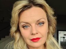 Витовская-Ванца обратилась к украинкам за рубежом: Надо все-таки держать удар и иметь достоинство не позорить нашу страну