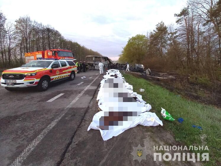 ДТП бензовоза и автобусов в Ровенской области. Число погибших выросло до 26