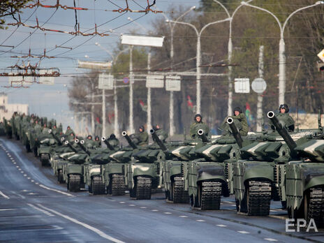 В армии Беларуси – срочная боевая проверка. Минобороны уверяет, что это “не несет никакой угрозы” соседним странам