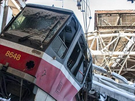 Окупанти знищили у Харкові підстанції, які забезпечували роботу трамваїв, та депо
