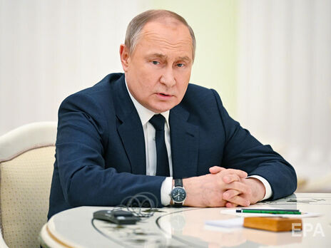 Путин занимает должность президента России с 2000 года