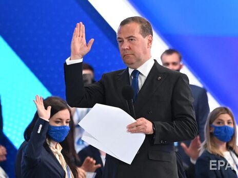 Фейгин: Медведев – дурак и идиот. Он выпивает и рефлексирует на тему несостоявшегося второго срока