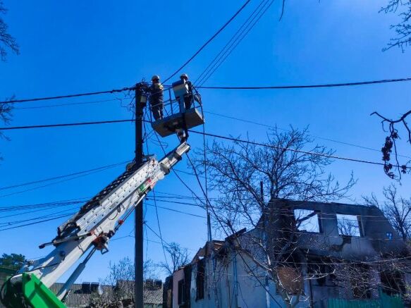 Энергетики восстановили электроснабжение более 10 тыс. домов в Киевской и Донецкой областях – ДТЭК