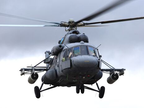 ЗСУ знищили російський гелікоптер з окупантами на острові Зміїний. Відео