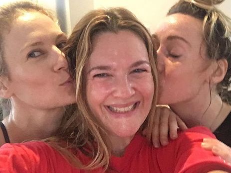 Бэрримор отказалась от макияжа