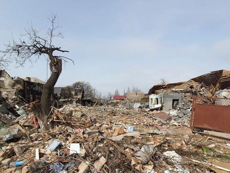 Російські МНСники, які розбирають завали в Маріуполі, грабують будинки місцевих жителів – радник мера