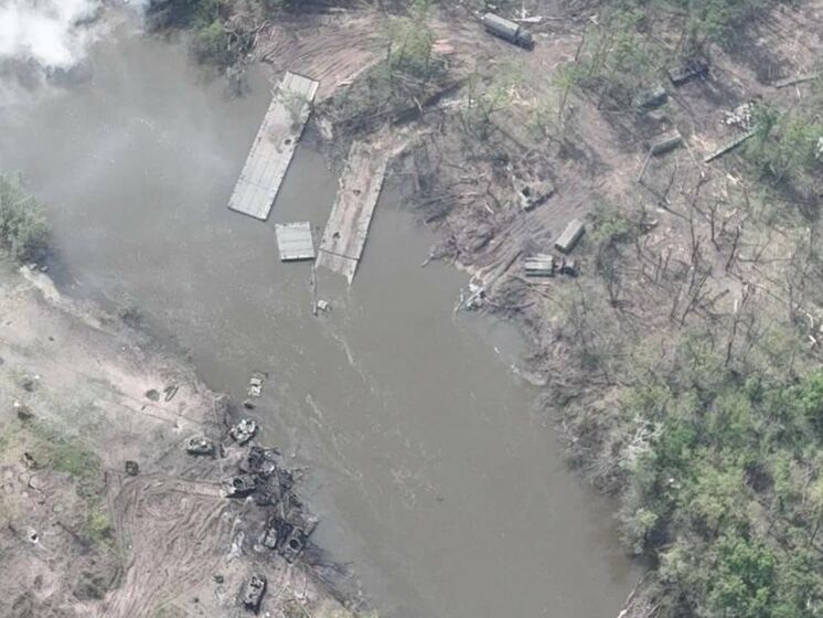 ЗСУ зруйнували два понтонні мости через Сіверський Донець. Знищено десятки одиниць техніки окупантів. Фото
