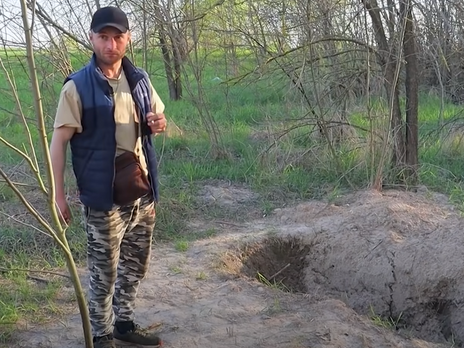 У Чернігівській області чоловік вибрався з могили після того, як його розстріляли російські окупанти
