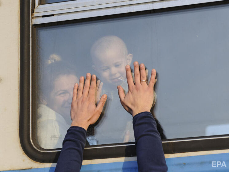 Из-за отъезда женщин за границу Украину может ожидать демографический кризис &ndash; демограф