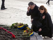 Порошенко: Память о страшном преступлении организаторов Голодомора дает нам силы защищать свое будущее