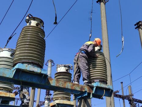 За неделю энергетики вернули свет 107 тысячам семей – ДТЭК