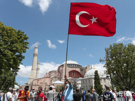 Туреччина має кілька вимог для схвалення вступу Швеції та Фінляндії до НАТО – Bloomberg