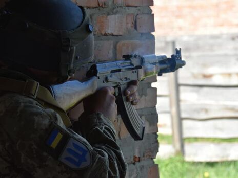 У розмові окупанти скаржаться один одному на регулярні атаки українських захисників у Запорізькій області