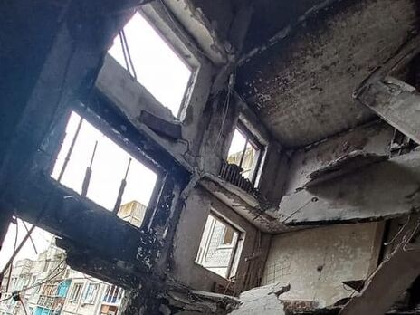 По словам Гайдая, захватчики целенаправленно атакуют именно жилые дома