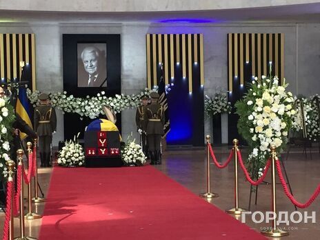 Опубликованы фото с похорон Кравчука, в том числе посмертный снимок. Эксклюзив от Гордона. Фоторепортаж