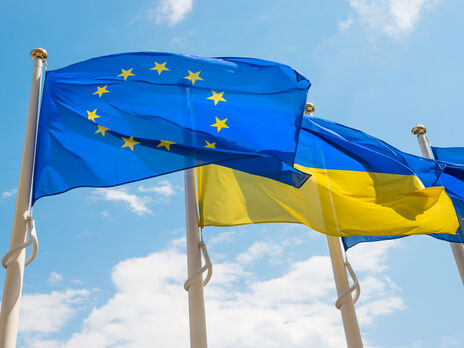 За словами фон дер Ляєн, ЄС працюватиме над платформою реконструкції, щоб допомогти відновити Україну після війни