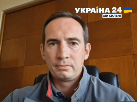 Среди работников 