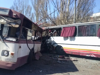 В Донецкой области в столкновении троллейбуса с автобусом погибли пять человек