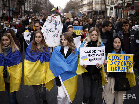Україна довго боролася за закриття неба, але після низки відмов це питання зникло з порядку денного