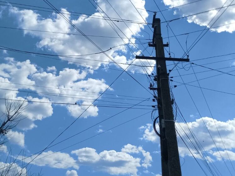 Енергетики повернули світло ще для 2300 сімей у Донецькій та Дніпропетровській областях – ДТЕК