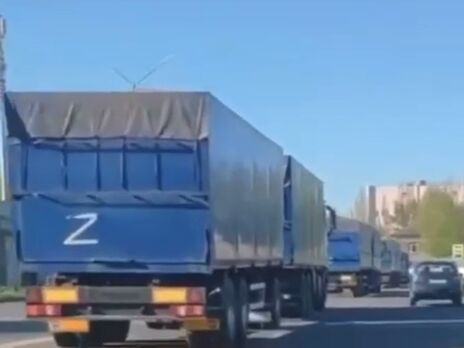 Затори з вантажних автомобілів, які вивозять у Крим продовольство, уже кілометрові – голова Херсонської ОВА