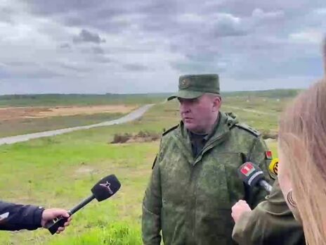 Хренин сказал, что численность войск в Беларуси увеличится в разы после создания "ополчения"