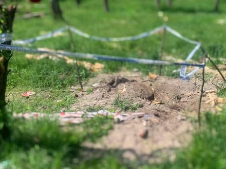У Київській області біля колишніх позицій російських військ знайдено тіло загиблого чоловіка – поліція