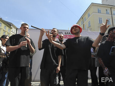 У Берліні відбувся концерт у межах благодійного телемарафону Save Ukraine. Трансляція