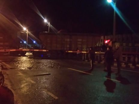 Во Львовской области с рельсов сошел грузовой поезд