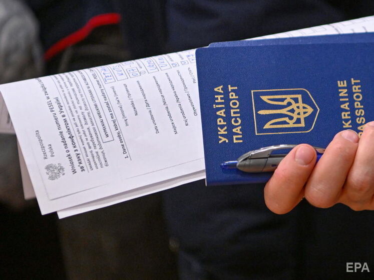 В Раде хотят разрешить депутатам выезжать за границу без объяснений – законопроект