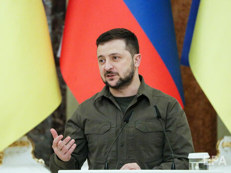 Зеленский: Если деоккупация будет связана с десятками тысяч погибших украинцев, то мы будем ждать оружия